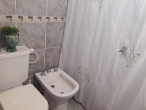 Se Vende Complejo De Cabañas, Muy Buena Ubicación, Funcionando!!a 4 Cuadras Del Mar. Tomo Depto En Parte De Pago En Capital Federal, Resto A Convenir. Pehuencó
