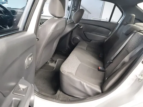 Renault Logan 1.6 LIFE + AUTOMATICO