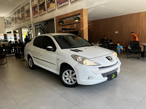 Peugeot 207 1.4 Xr Flex 5p