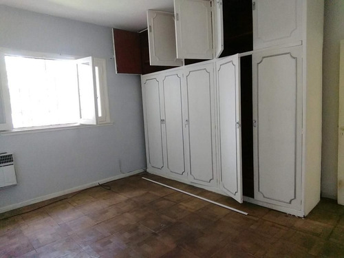 Imagen 10 de 14 de Casa En Venta En El Palomar