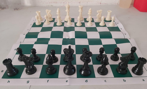 Ajedrez Modelo Americano. Tablero 46cmx46cm, Bolsita Y Pieza