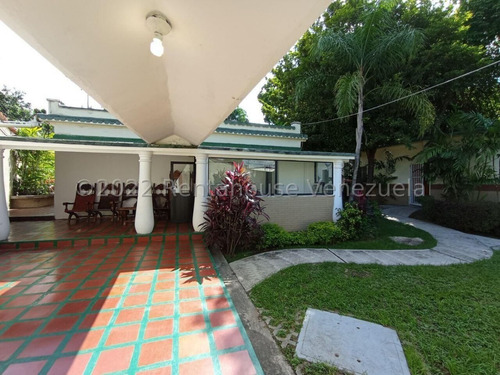 Imagen 1 de 12 de Extraordinaria Casa En Venta El Toro Las Delicias Maracay Nv