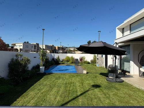 Broker Pinares 4d-5b-piscina- Quincho- Impecable