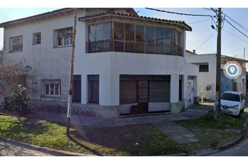 Vivienda Con Taller Mecanico En Lote De 336m2