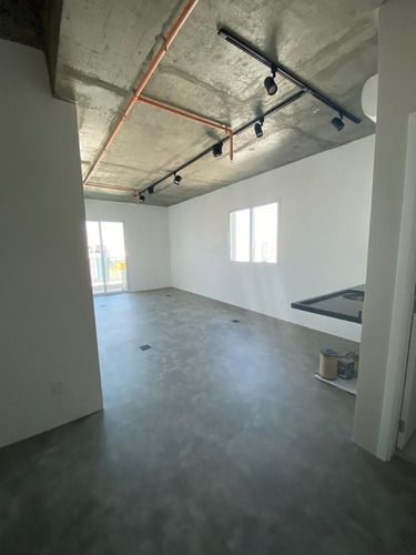 Imagem 10 de 12 de Sala Comercial A 50 Metros Do Metro Sao Joaquim, Pacote R$ 3.500,00 - L-1582