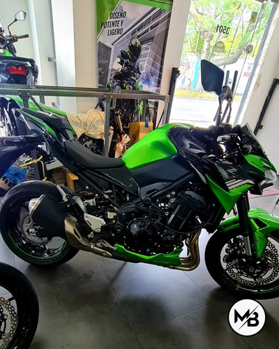 Naked Kawasaki Modelo Z900 2022
