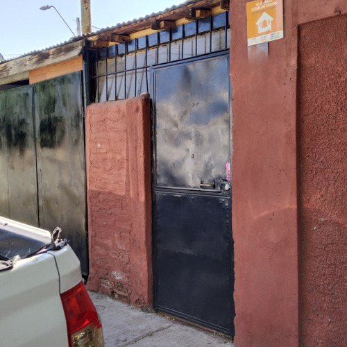 Casa En Venta Comuna De Quinta Normal, Cerca De Carrascal