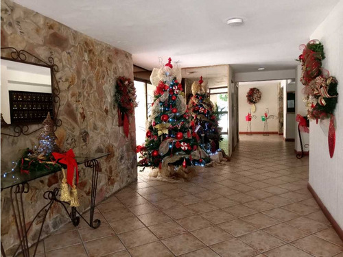 En Venta Apartamento Ubicado En Agua Blanca, Oportunidad Unica!!
