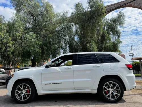 Jeep Grand Cherokee 6.4 Srt-8 At