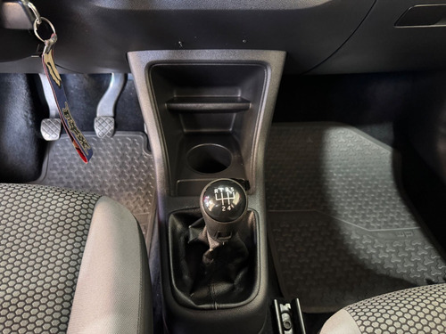 Volkswagen Up! move 1.0 Total Flex 12V 5p