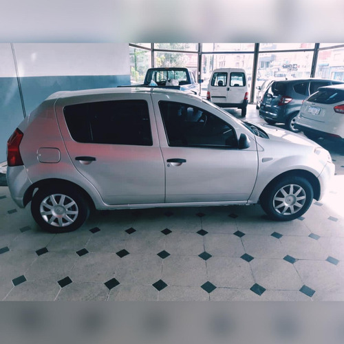 Renault Sandero 1.6 Confort 105cv 2011