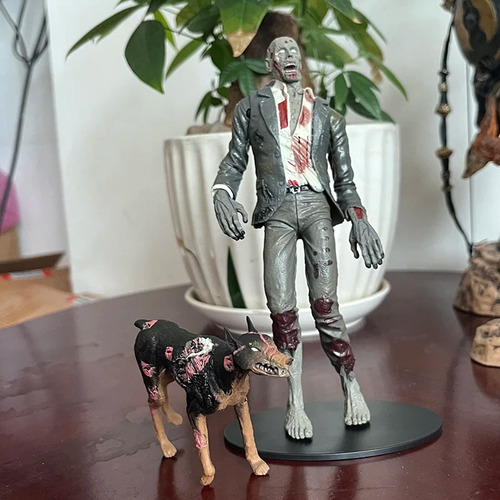Juguetes Neca Zombie Con Lamidor De Perros Biohazard Redfiel