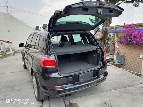 Volkswagen Tiguan 2.0 R-line At
