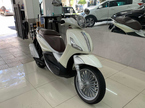 Imagem 1 de 8 de Piaggio Beverly