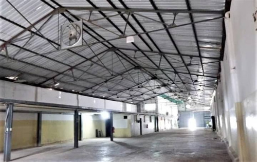 (#1048) Galpón De 1.100m2, Los Dos Caminos - Caracas