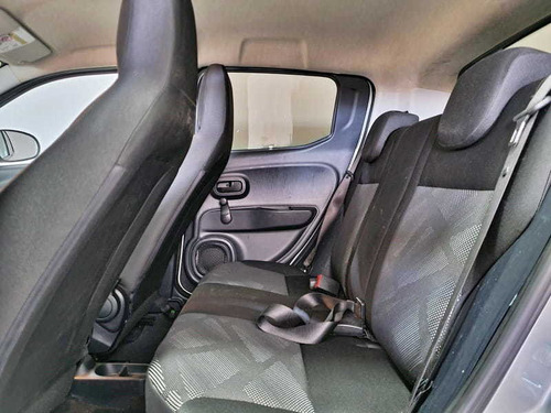 Imagem 4 de 13 de Fiat Mobi 1.0 4p Flex 2018