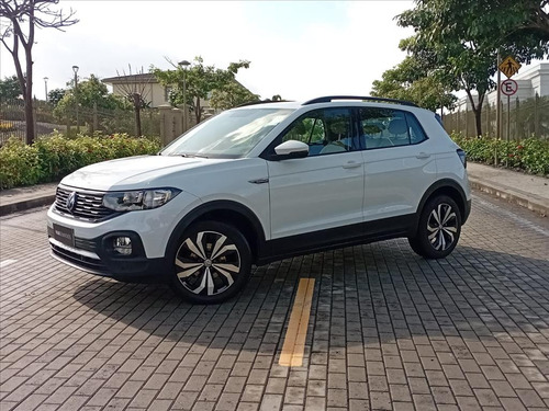 Volkswagen T-Cross 1.0 200 TSI TOTAL FLEX COMFORTLINE AUTOMÁTICO