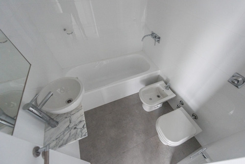 Imagen 17 de 30 de Venta Departamento En Villa Urquiza 4 Ambientes
