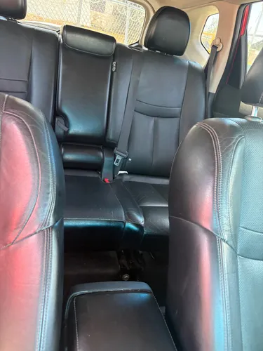 Nissan X-Trail 2.5 Exclusive 3 Row Mt