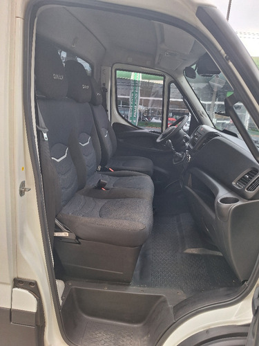 Iveco Daily Chasis 3.0 45-170 3750 Cab. Simples 2P