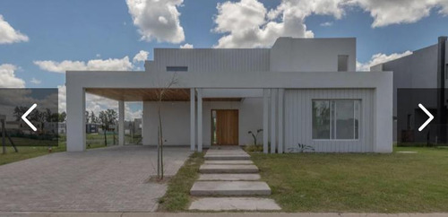 Santa Ana, Villanueva, Tigre. Casa A Estrenar Sobre La Laguna