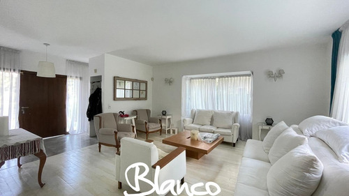 Casa En Venta En Los Cardales Country Club, Campana, G.b.a. Zona Norte