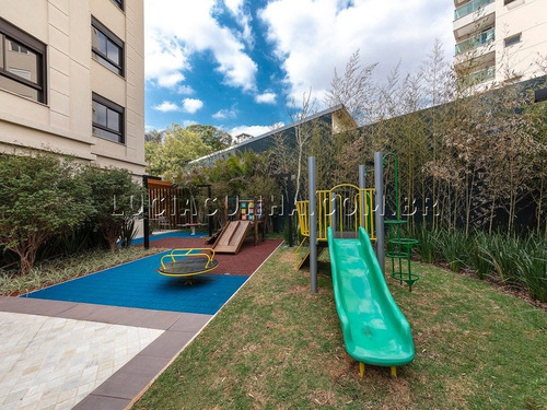 Apartamento Alto Padrão À Venda Na Vila Mariana - 267 M², 4 Suítes, Varanda, Lavabo, 5 Vagas E Depósito - 179