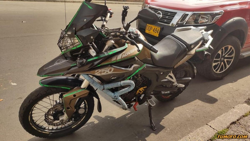 Motos Akt