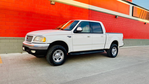 Ford Lobo LARIAT DOBLE CABINA 4x4