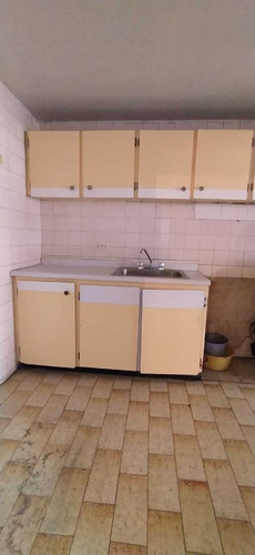 Imagen 6 de 22 de Venta De Apartamento A Remodelar 84,75+90mts2, 3h/2b/3pe Quita Crespo