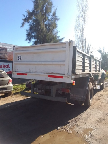Imagen 3 de 8 de Ford 7000