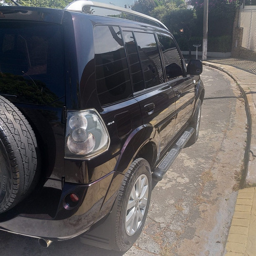 Mitsubishi Pajero Tr4 2011 2.0 Flex 5p