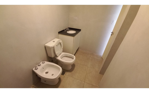 Imagen 8 de 18 de Permuta Departamento Un Dormitorio En Nueva Cordoba Por Camioneta