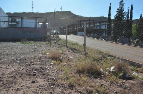 Imagen 1 de 6 de Terreno En Frente Ruta, Zona Centro Añelo