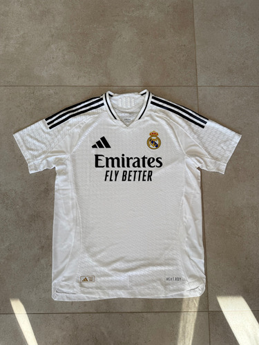 Camiseta Real Madrid Titular Adidas L Version Jugador 2025 (Usado)