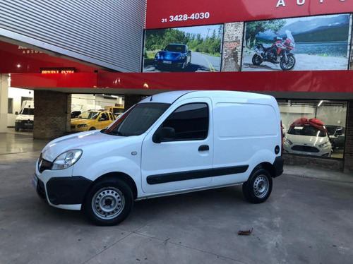 Imagem 2 de 9 de Fiorino Ano 2018 Financio 100%