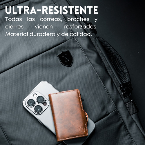 Mochila Maleta Para Viajes Impermeable 39l Xclusive Color Negro Diseño de la tela Liso