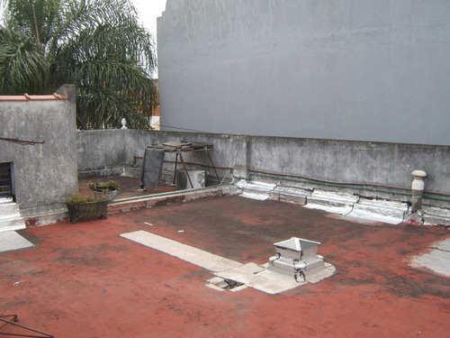 Ph En Venta - 4 Dormitorios 2 Baños - 217mts2 - Villa Madero