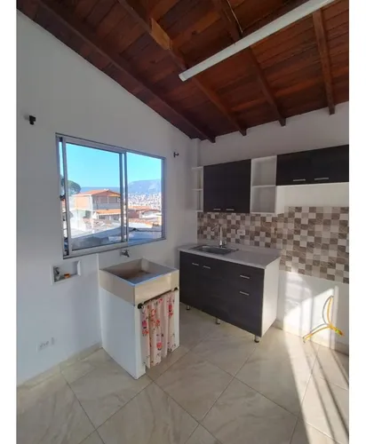 Apartamento Duplex Piso 3 Y 4 En Calatrava - Itagui