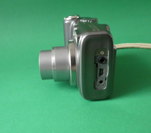 Camara Compacta Canon Power Shot A590 Is , 8.0 Mp . 4 X Zoom (Usado)