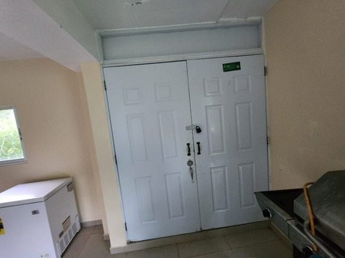 Vendo Terreno Con Mejora Incluida En Uvero Alto Bávaro Punta Cana, República Dominicana