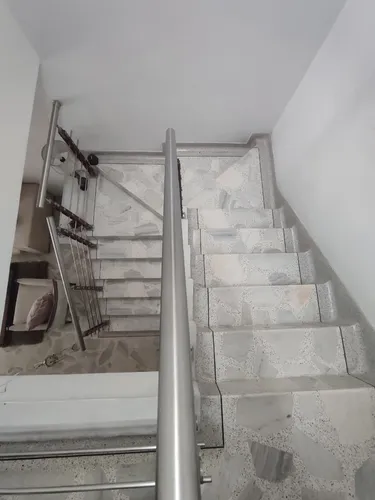 Casa En Venta En Avenida Libertadores. Cod V29817