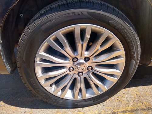 Chrysler 200 3.6 Limited V6 At 2013