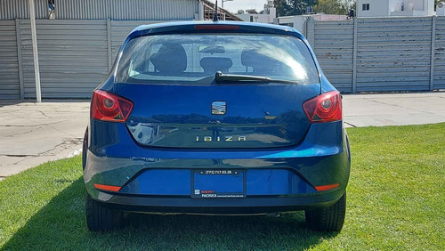 Imagen 4 de 15 de Seat Ibiza 2013 5p Blitz 5vel 2.0l