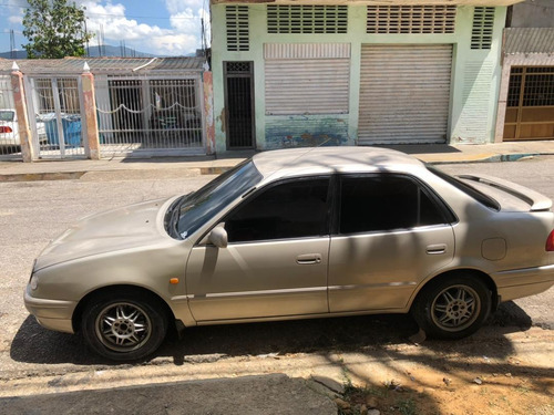 Imagen 2 de 7 de Toyota Corolla Sincronico 1.8
