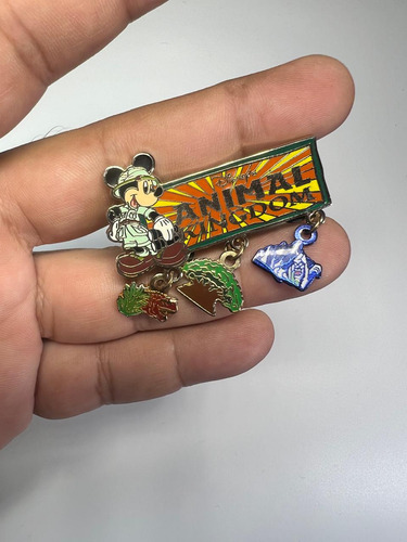 Pin Metalico Disney's Animal Kingdom Mickey Mouse Usado (Usado)