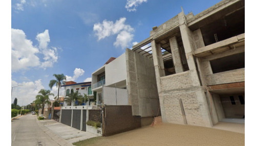 Casa En Venta Cto. De Las Flores Bugambilias Zapopan, Jalisco/ Recuperacion Bancaria Laab2