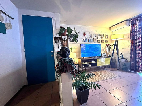 Amplia Casa Y Local Comercial 5d+ 3b+est En Quilicura