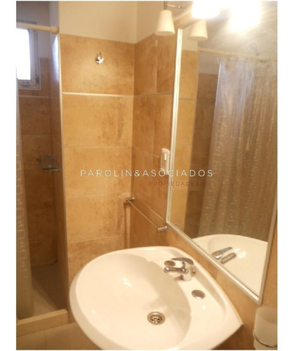 Departamento De 1 Dormitorio En Peninsula, Punta Del Este- Ref: 1997