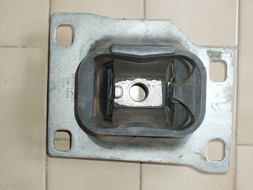 Base Caja Izquierda Ford Focus 2001 Al 2008 